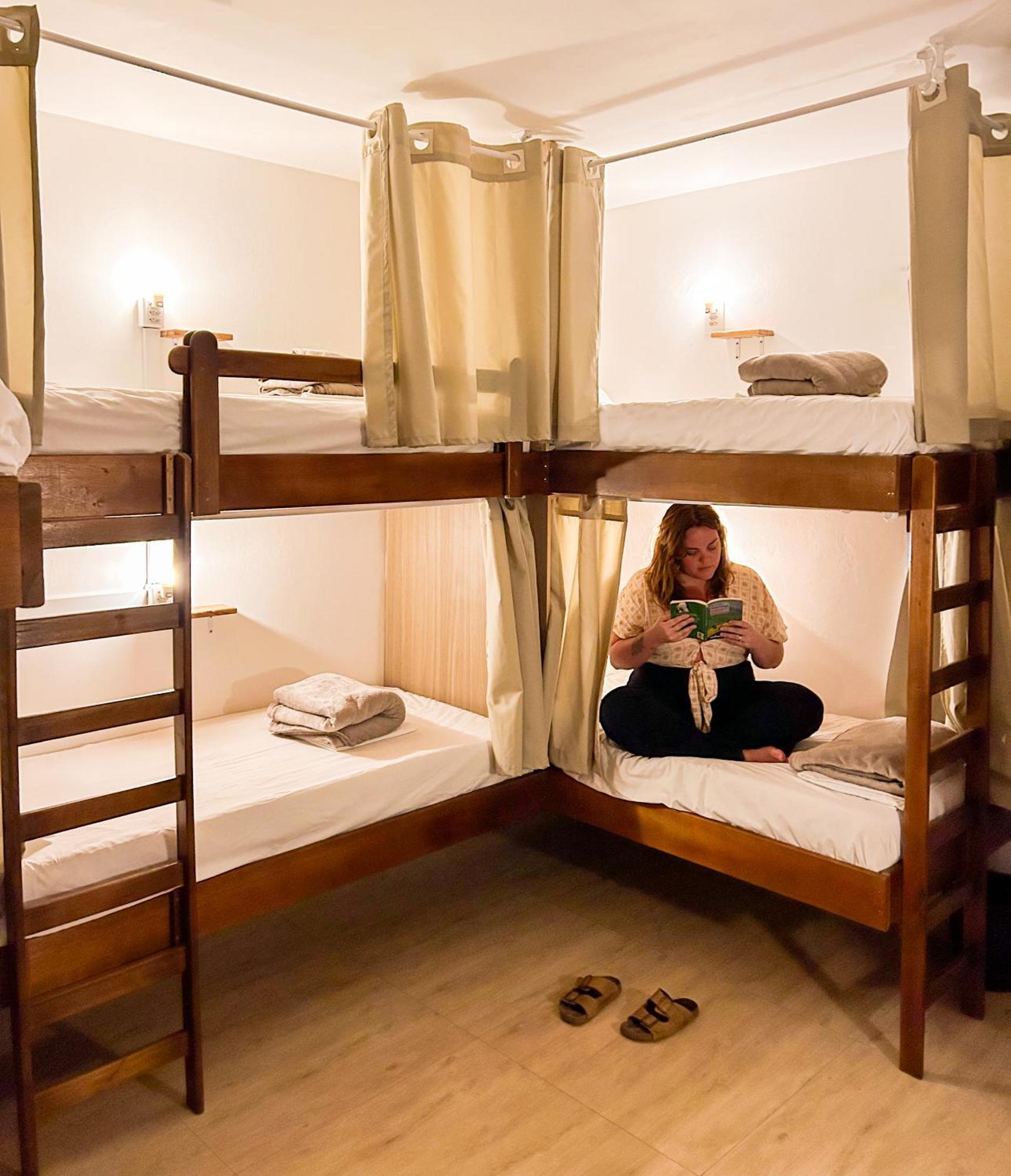 Babitonga Hostel - 100M Da Prainha Сао Франсиско до Сул Екстериор снимка
