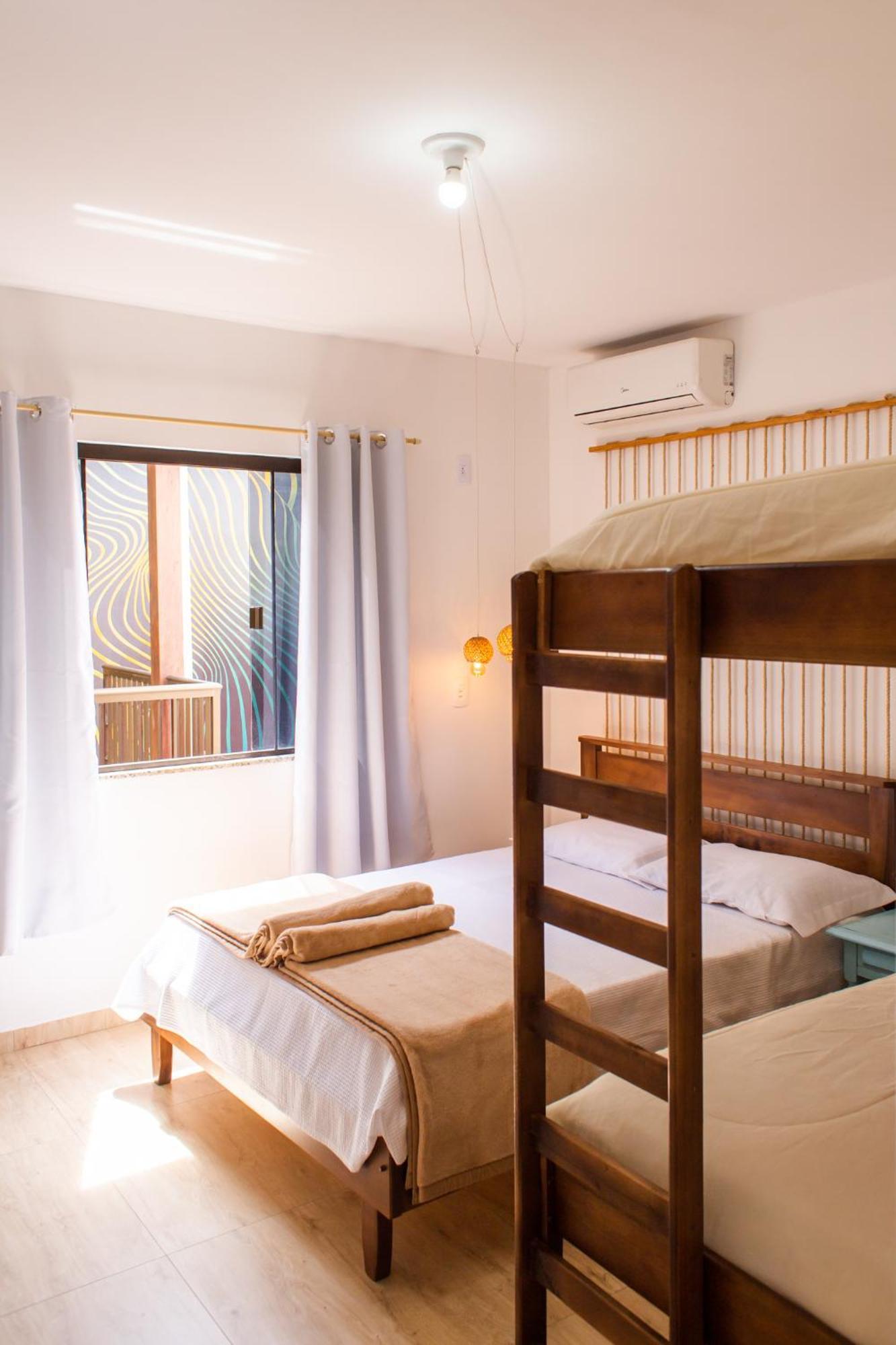 Babitonga Hostel - 100M Da Prainha Сао Франсиско до Сул Екстериор снимка