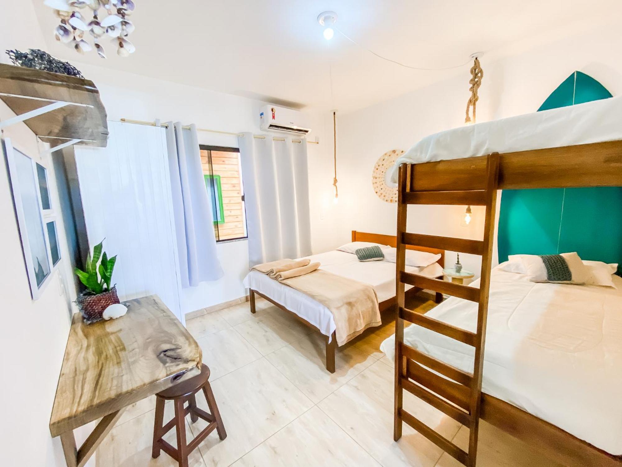 Babitonga Hostel - 100M Da Prainha Сао Франсиско до Сул Екстериор снимка